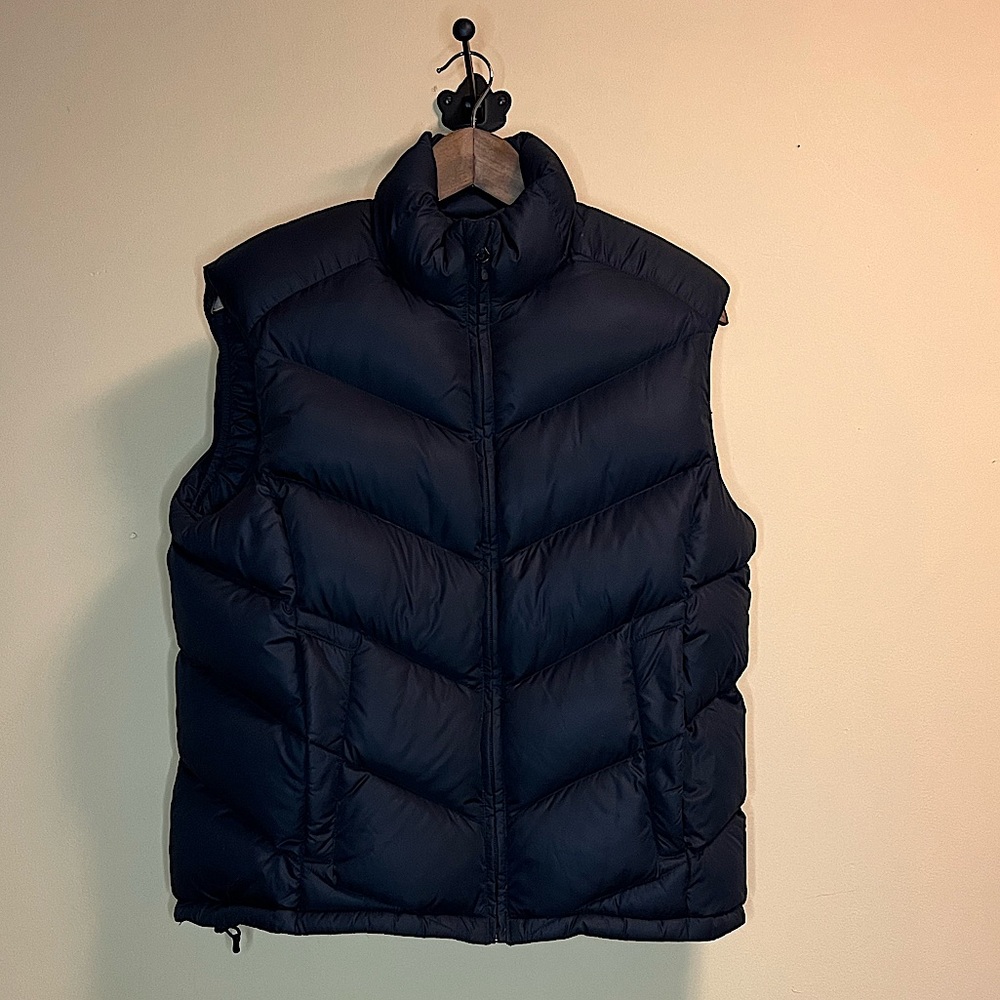 MEC Black Puffer Vest